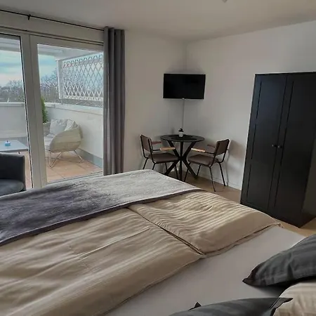Penthouse In * Kehl